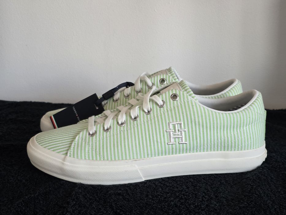 Tommy Hilfiger buty sportowe rozmiar 44