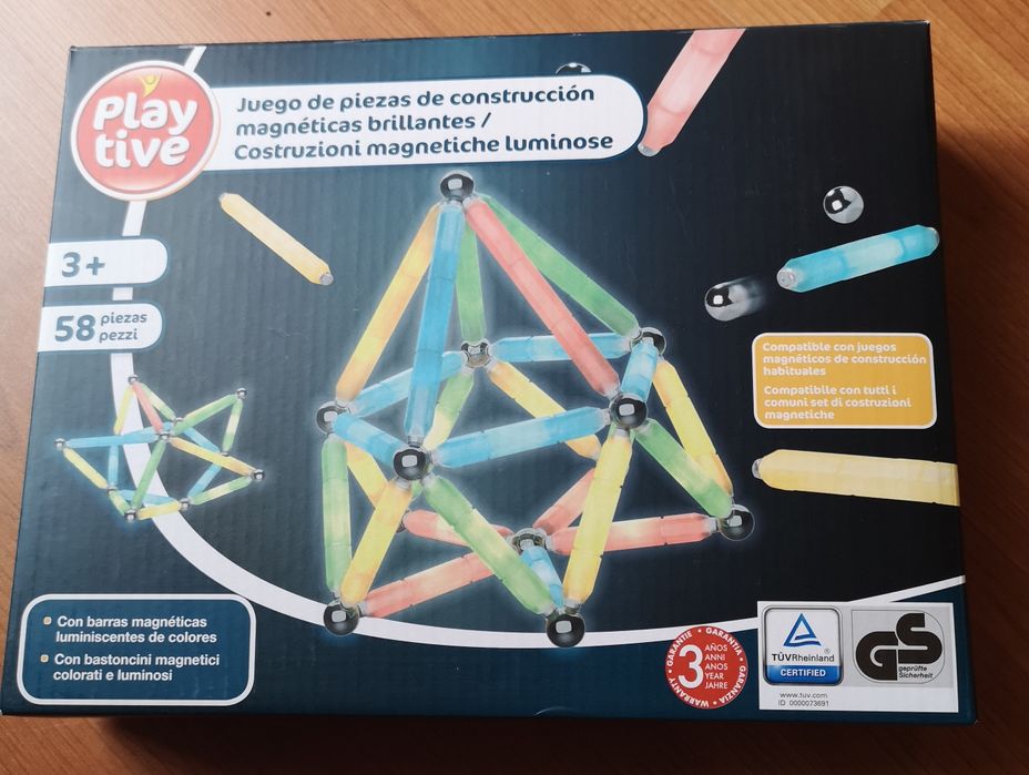 Jogo colorido magnético