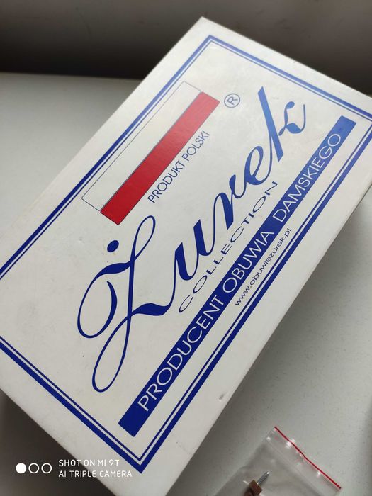 Buty ślubne białe ze skóry na niskim obcasie r. 38