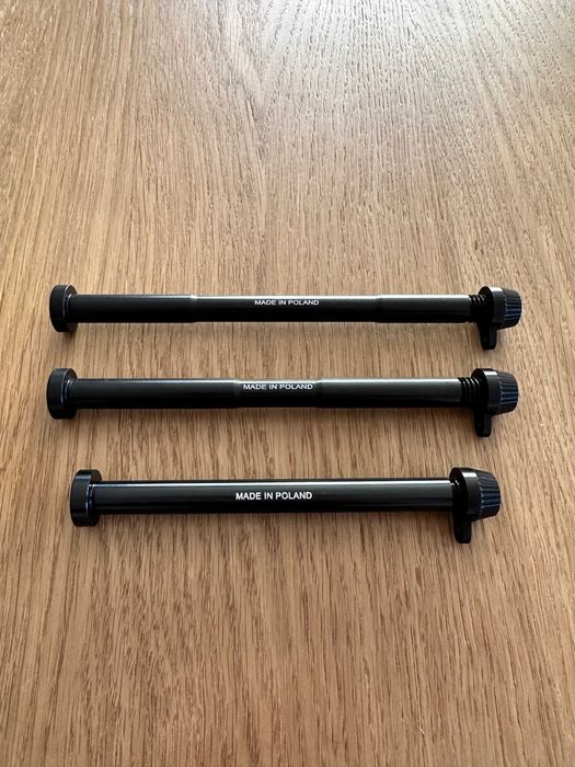 Oś RAT Axle R.A.T. Focus RAVEN 148mm (BOOST) zestaw naprawczy