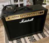 Amplificador Marshall combo MA100C