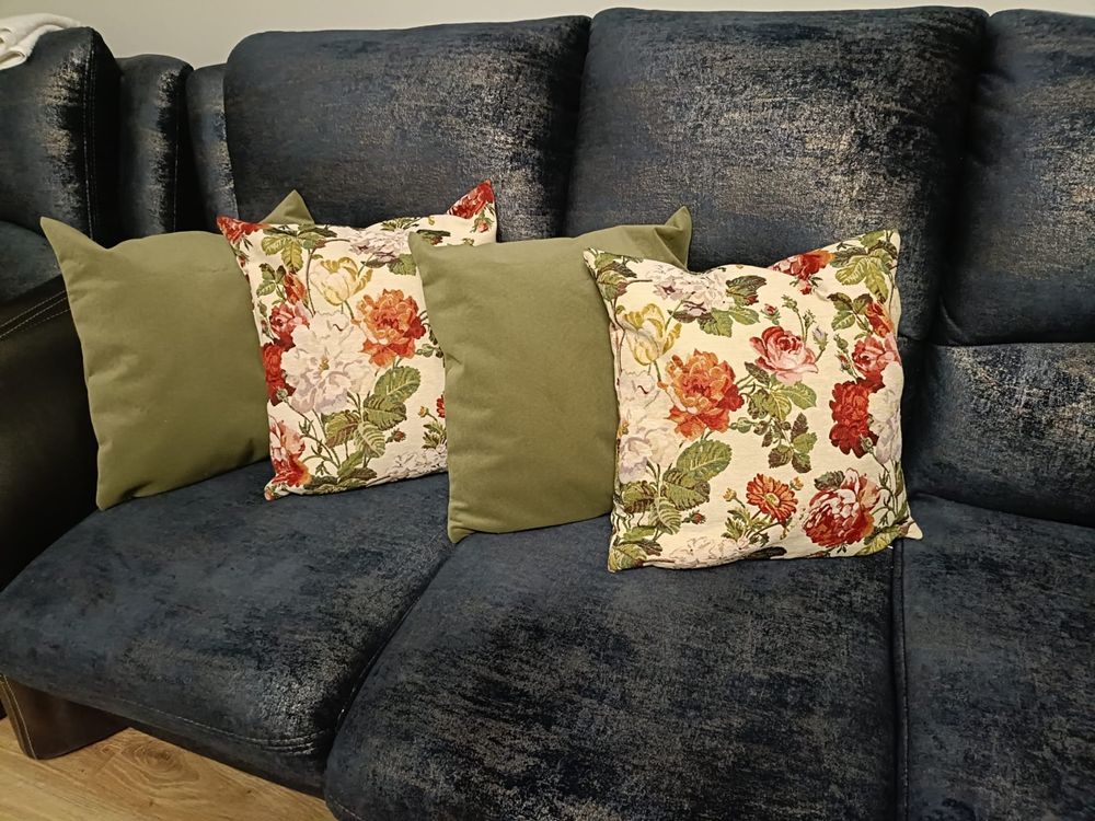 Poszewki dekoracyjne na poduszki (jaśki) kwiatowe oliwkowe