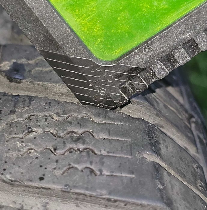 ЗИМОВІ ШИНИ 195/65 R15 б/в Dunlop SP Winter Sport 3D вироб Німеччина