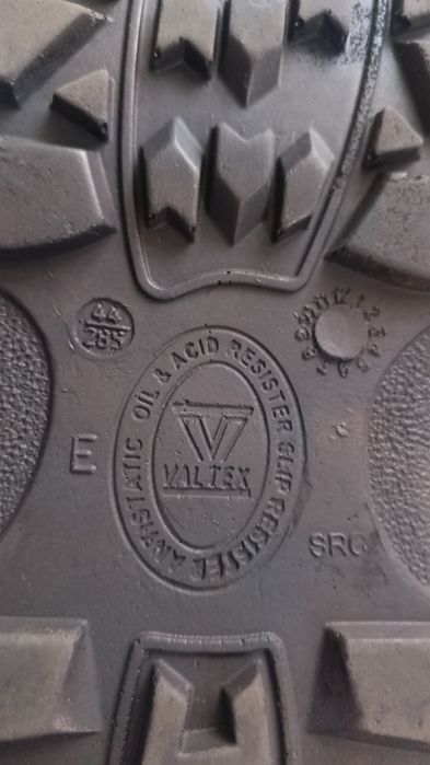 Ботинки рабочие новые