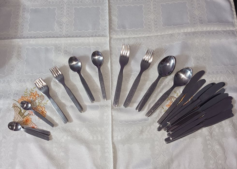 Conjunto de talheres em inox