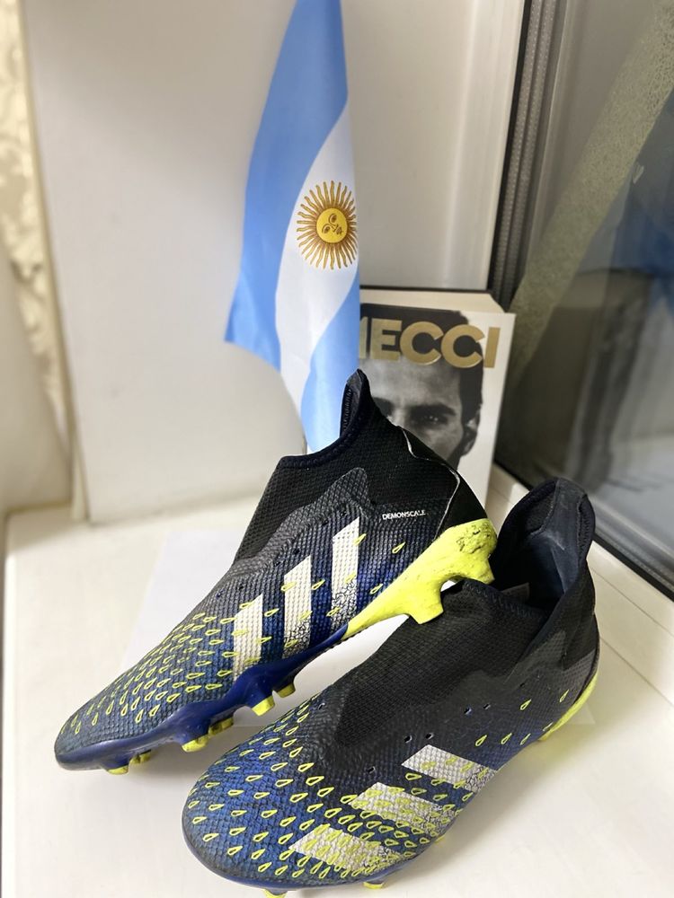 Бутси “Adidas Predator”