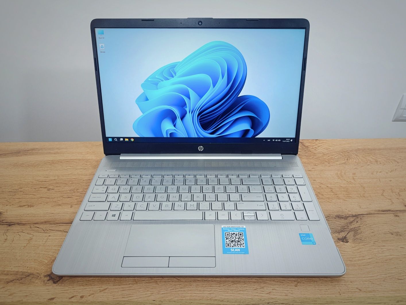 15'6 FHD ноутбук HP/i3-1115G4/8GB DDR4/SSD 256GB/Батарея 4% зносу