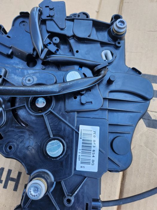 Замок VW T5 VW T6 зсувної двері, правий