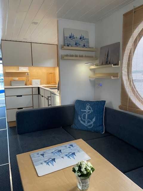 Houseboat - hybrydowy dom pływający