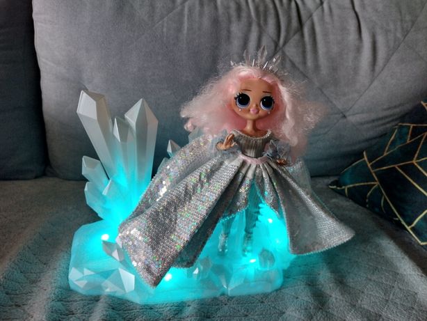 Lalka LOL suprise  crystal Star z świecącym zamkiem i małą siostrą