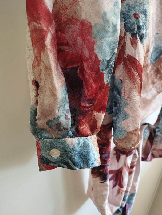 NOWA Satynowa kopertowa bluzka kimono w kwiaty New Yorker