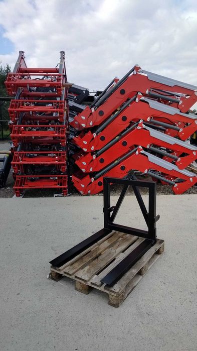 Paleciak na tył do ciągnika TUZ