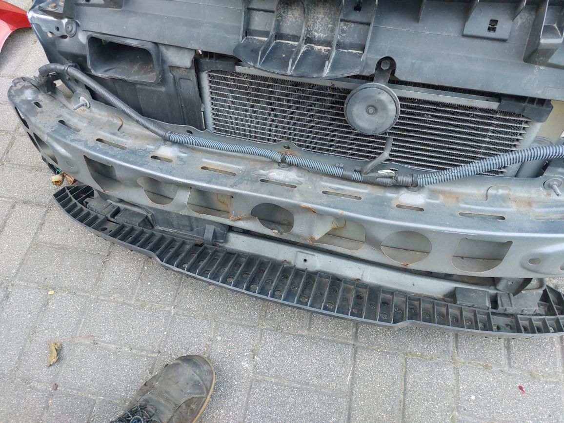 Toyota Yaris 1.3 wzmocnienie czołowe