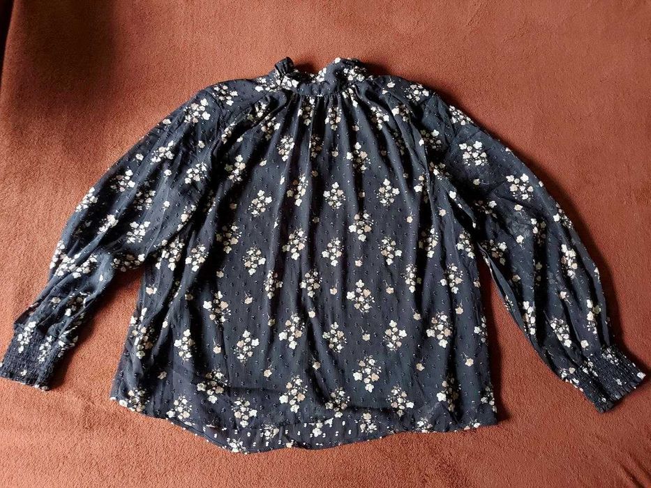 Женская блуза Reserved, 54 р-р