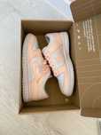 Vende se sapatilhas Nike dunk
