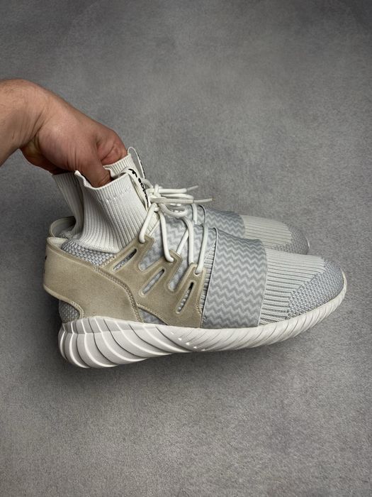 Adidas Tubular 43p ІДЕАЛ Terrex samba ozweego trail ultra boost