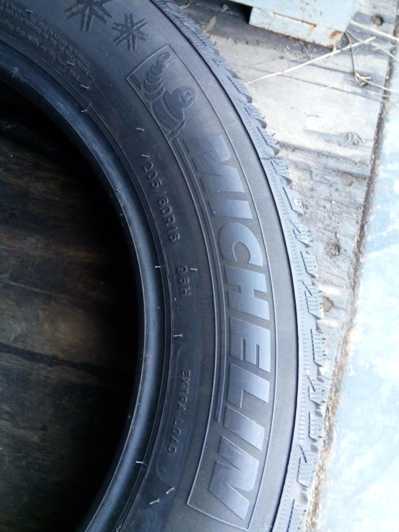 7,4mm 205/60r16 Michelin Alpin 5 opony zimowe 205/60/16