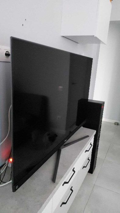 Телевізор Hisense 55U8QF 4K ULED, 120 Hz, з чеком і гарантією