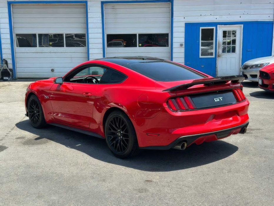 Ford Mustang GT Premium      2017