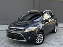 Ford Kuga 2.0TDCI-140PS-4X4-TITANIUM-Panorama-Skóra-Nowe Opony - Super stan
