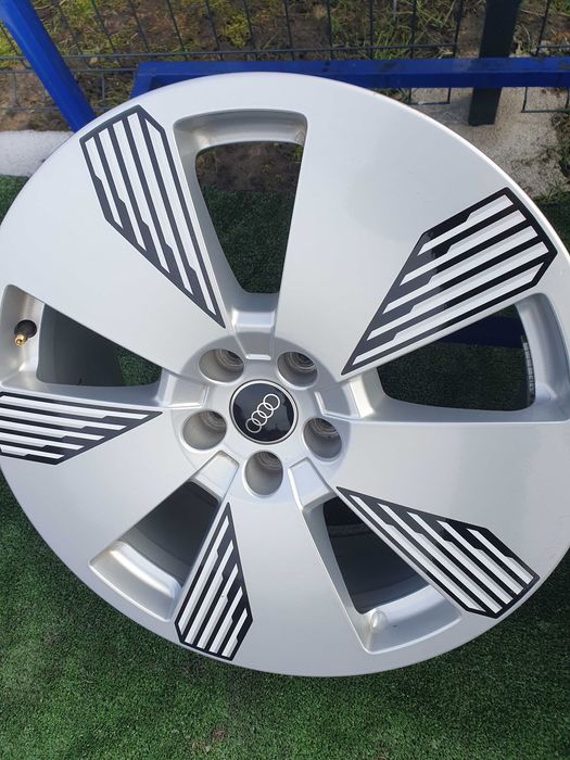 #376 Felgi org OEM Audi Q7 ETRON A6 c7 c8 A4 B9 Q5 8x19 et34 5x112