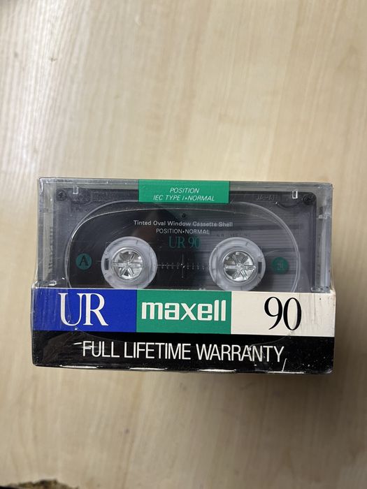 Аудіокасети Maxell UR90