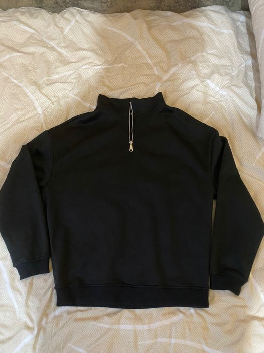 Продам чорний джемпер