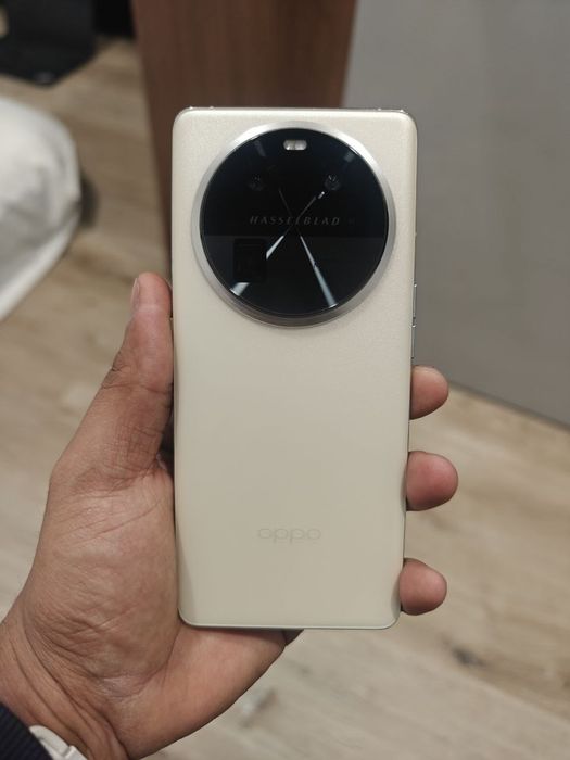 Oppo Find X6 (DIMENSITY)