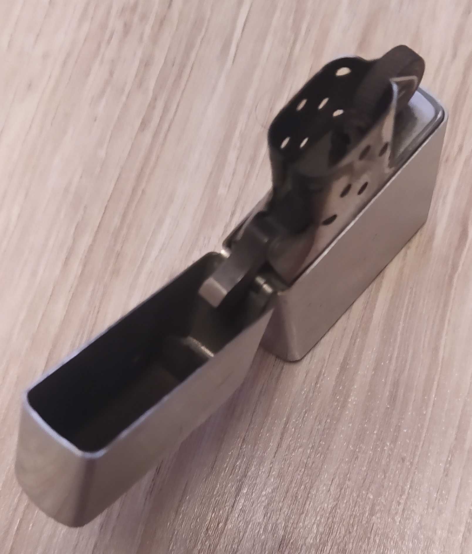 Zapalniczka ZIPPO wydanie milenijne z roku 2000