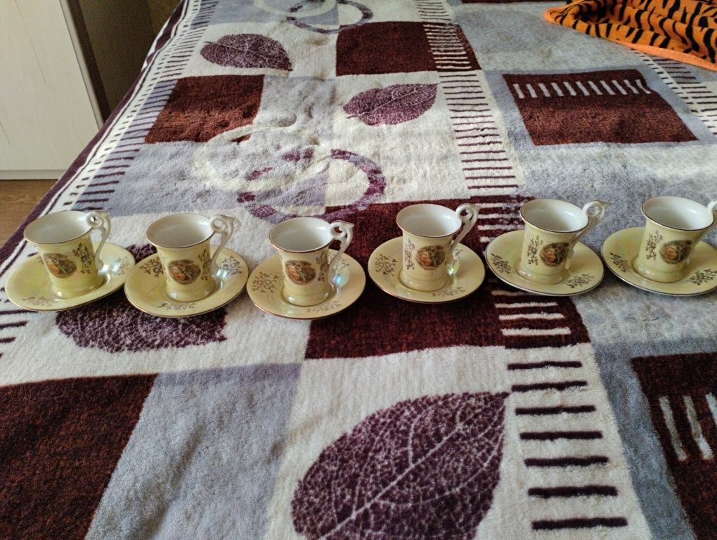 Посуда. Гдр Kahla Мадонна