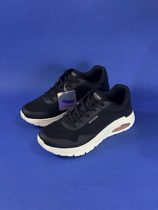 Жіночі легкі текстильні кросівки Skechers 39,5 розмір