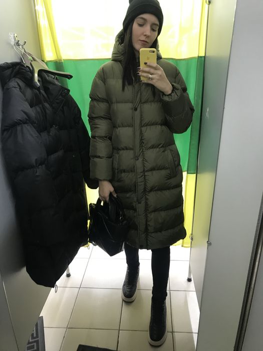 Пуховик довгий жіночий