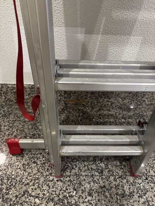 Escada extensivel
