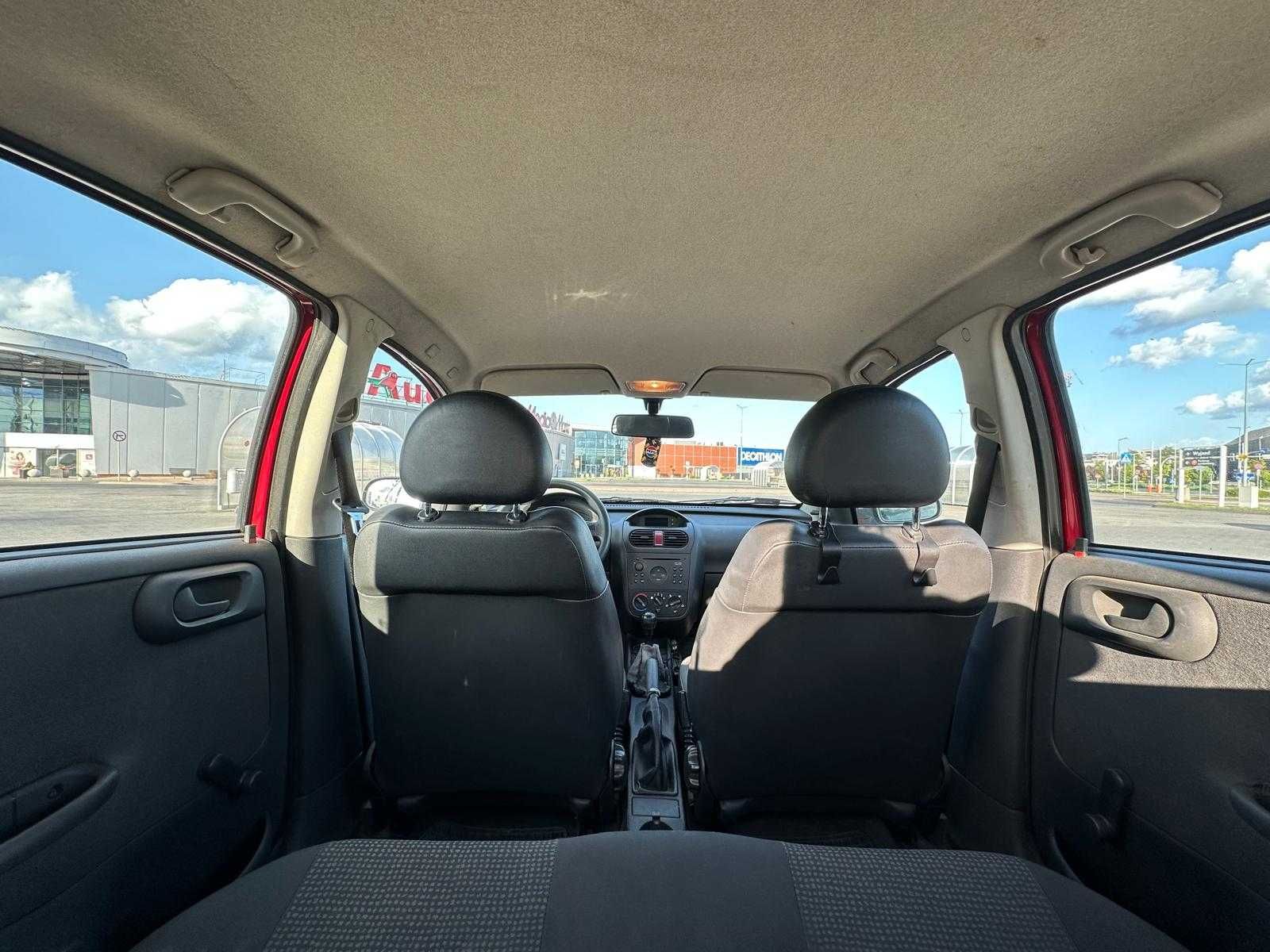 Opel CORSA C 2004