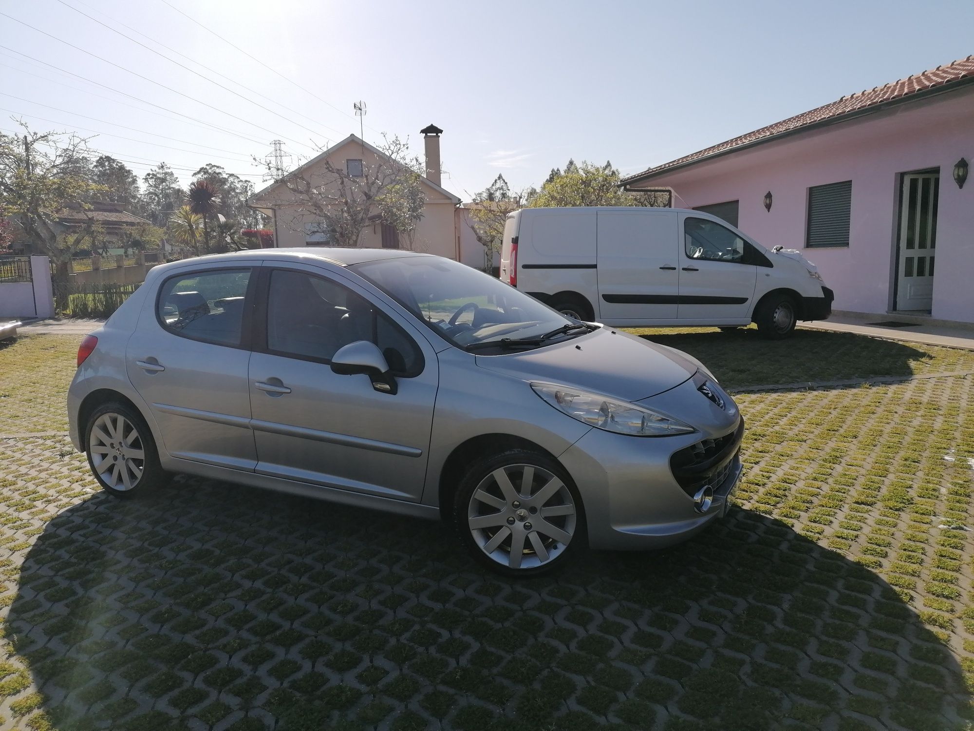 Peugeot 207 1.6 hdi