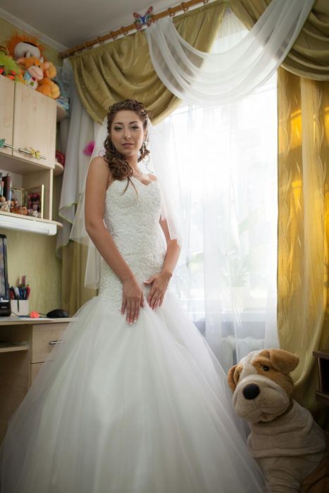 Продам свадебное платье цена 2100 грн