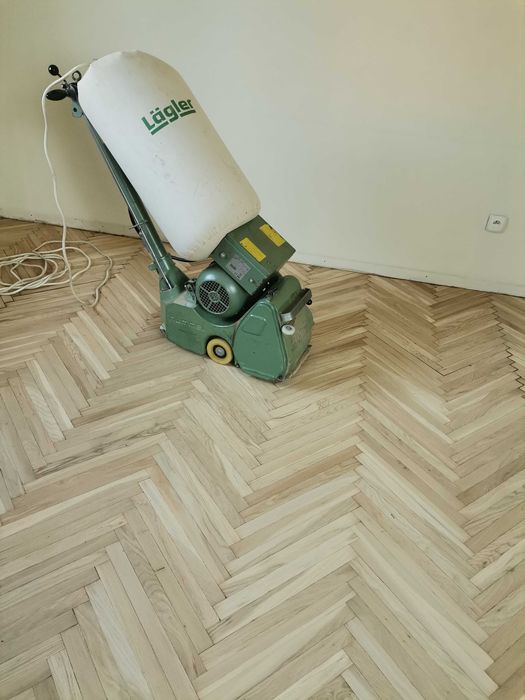 CYKLINOWANIE RZESZÓW, układanie parkietu, montaż schodów