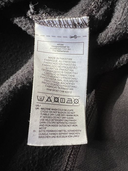 ADIDAS (S) Essential Hoodie Fleece женское худи на флисе оригинал черн