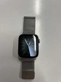 Apple watch 4 srebrny 44mm