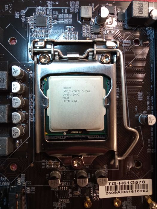 материнская плата H61M, 2x 8gb ddr3, проц I5-2500