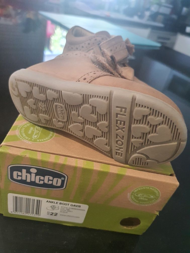 Botas Chicco tamanho 22