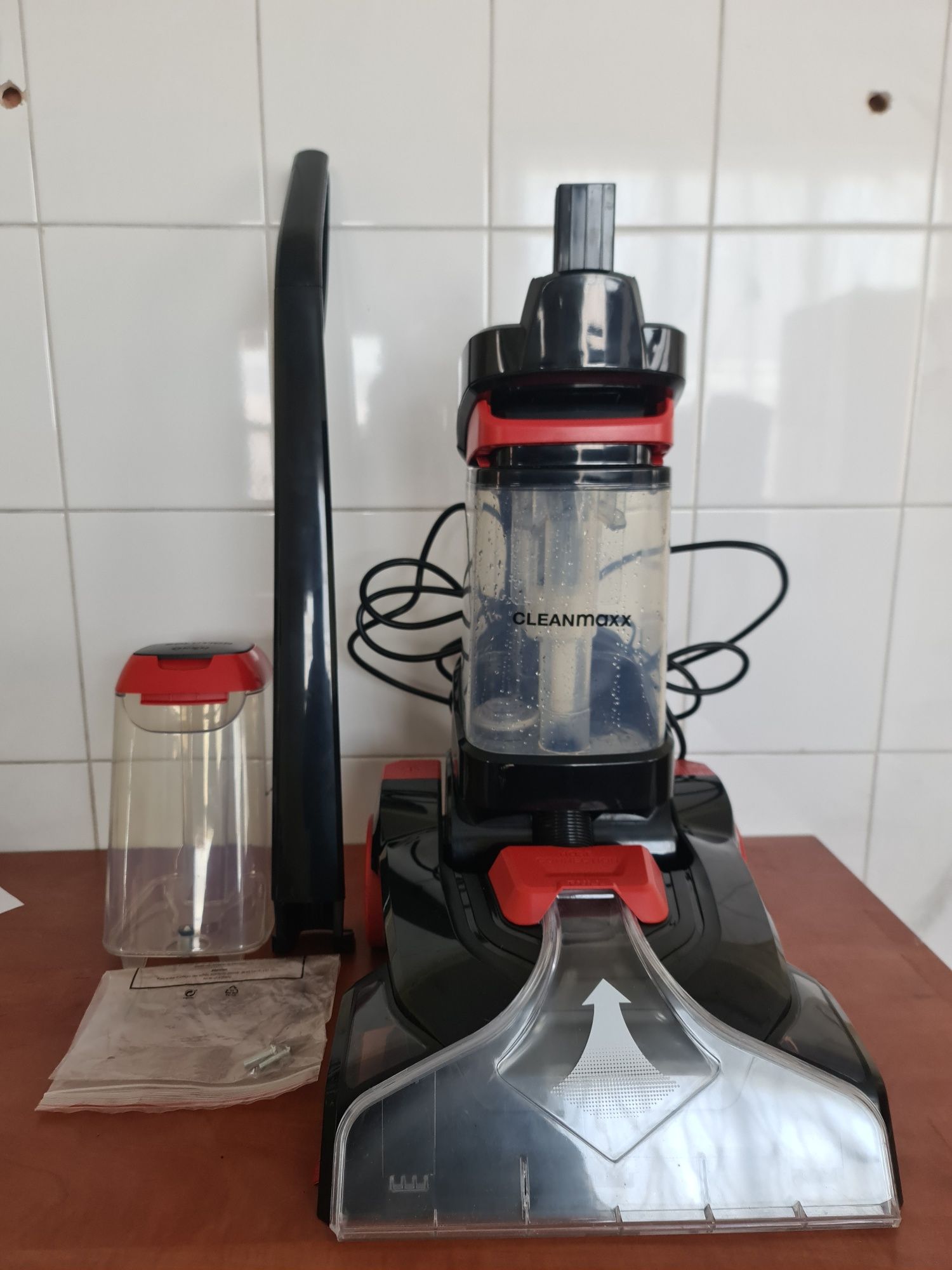 Odkurzacz piorący pionowy do dywanów CLEANmaxx 800W