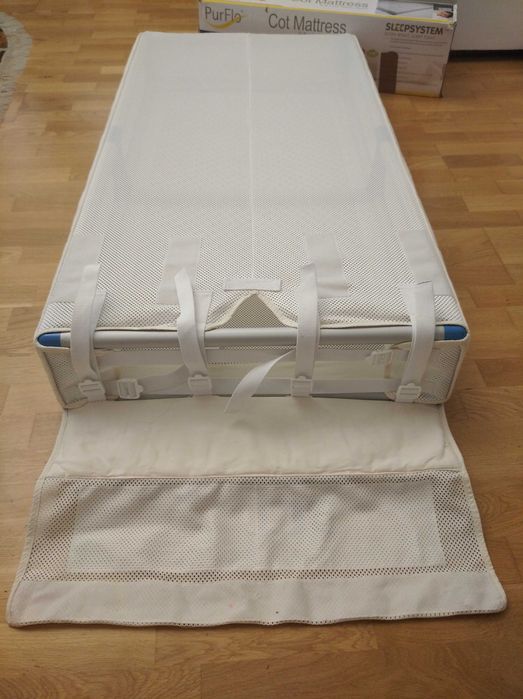 Oddychający materac Purflo 120x60 na aluminiowym stelażu stan idealny