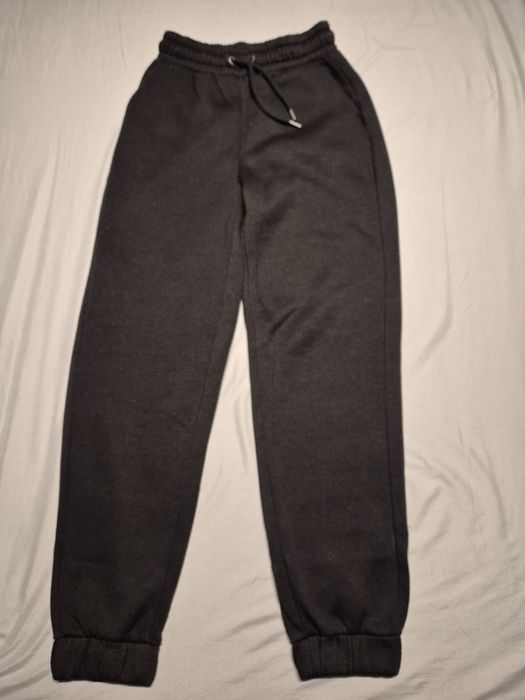 Damskie spodnie dresowe cropp XS