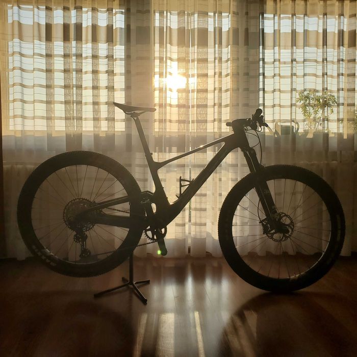 SCOTT SPARK RC TEAM na kołach DT SWISS XRC 1501 rozm. M