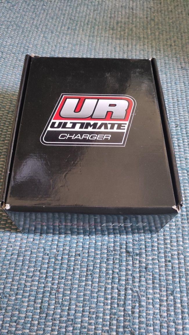 Carregador Ultimate Charger Pro-8