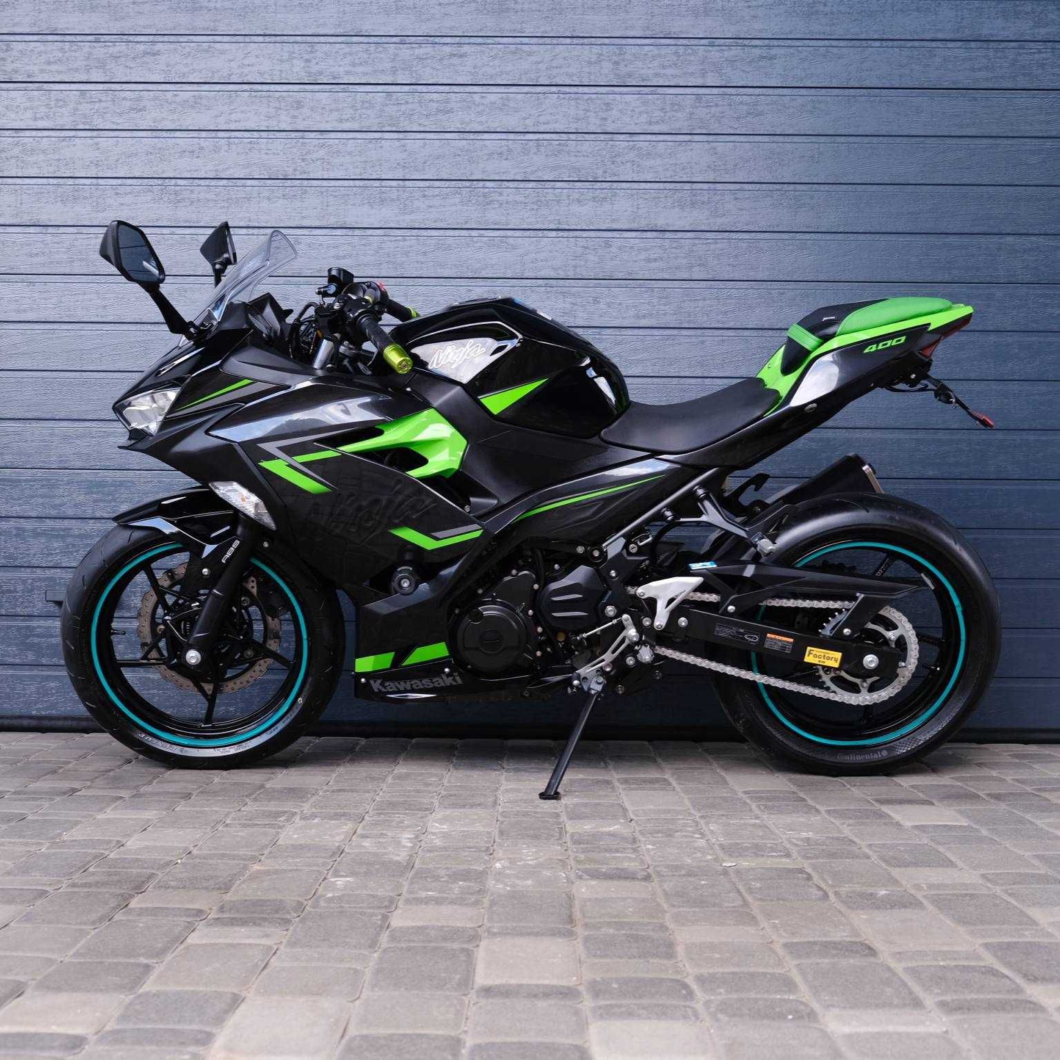 Продам мотоцикл Kawasaki Ninja 400 (9817)