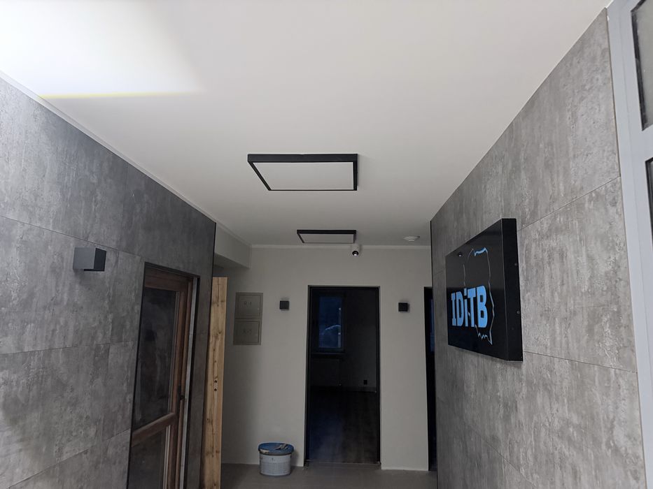 Wynajme powierzchnie biurowe z możliwością wynajmu terenu, hali