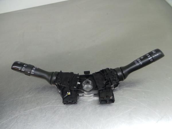 Conjunto / manetes de luzes e limpa vidros TOYOTA Yaris (_P9_)