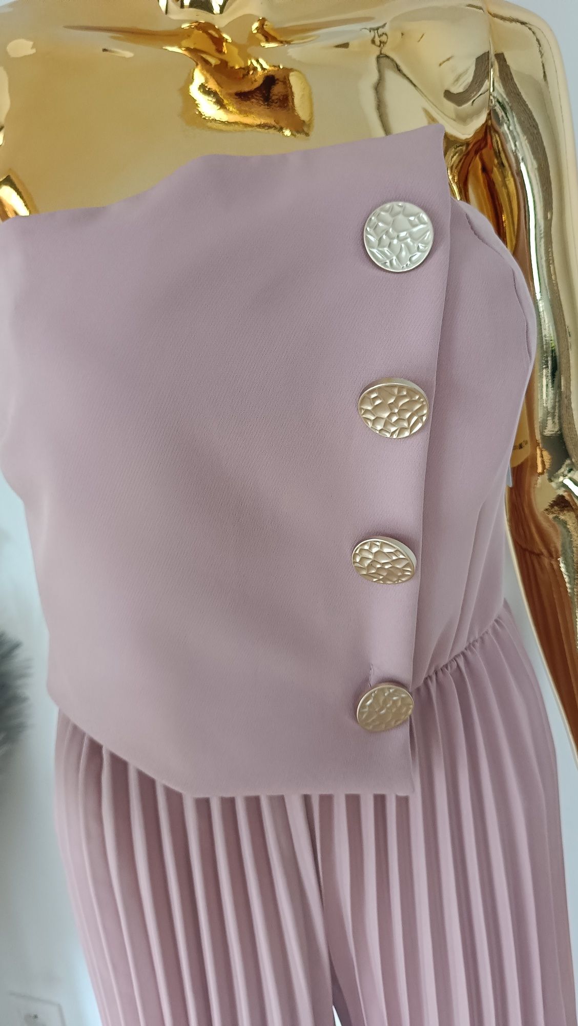 Elegancki kombinezon damski uniwersalny